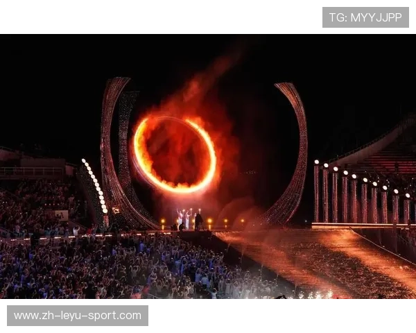 _夜光灯光武术表演：灯火辉煌中的运动盛典_，武馆灯光